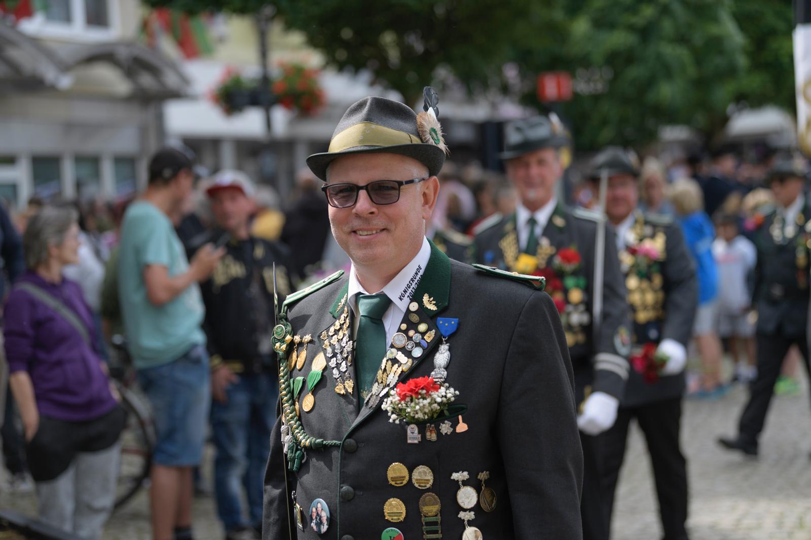 Bürgerkönigsball von Mario